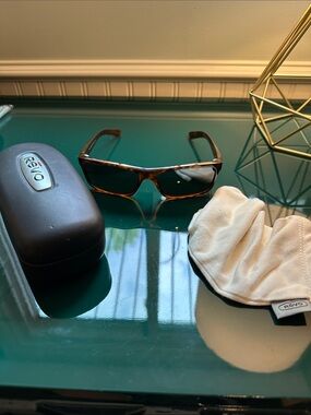 Revo Men’s Tortoiseshell Frame Sunglasses with Brown Lenses